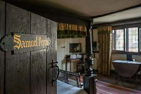 The George Inn and The Plaine