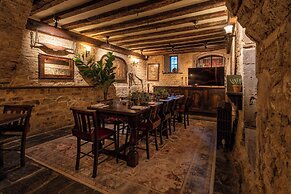 The George Inn and The Plaine