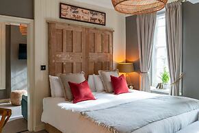 The George Inn and The Plaine