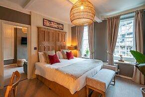 The George Inn and The Plaine