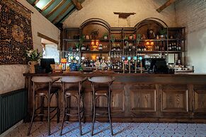 The George Inn and The Plaine