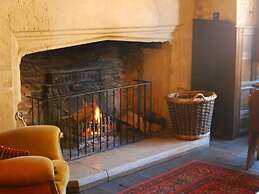 The George Inn and The Plaine