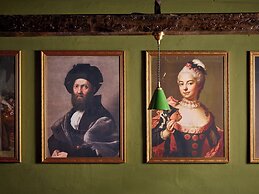 The George Inn and The Plaine