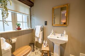 The George Inn and The Plaine