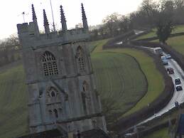 The George Inn and The Plaine