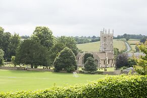 The George Inn and The Plaine