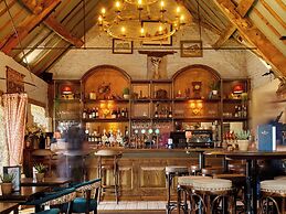 The George Inn and The Plaine