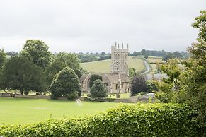 The George Inn and The Plaine