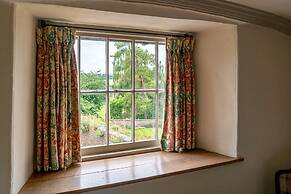 The George Inn and The Plaine