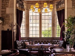 The George Inn and The Plaine