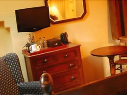 The George Inn and The Plaine