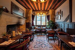 The George Inn and The Plaine