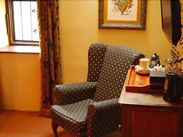 The George Inn and The Plaine