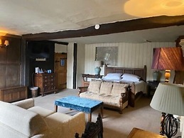 The George Inn and The Plaine