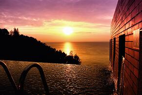 Ayara Kamala Resort & Spa