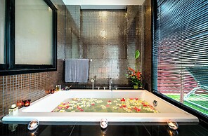 Ayara Kamala Resort & Spa