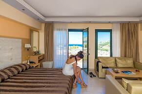Ai Yannis Suites and Apartments Hotel