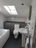 Dragon Inn Crickhowell