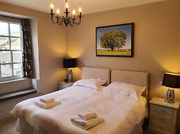 Dragon Inn Crickhowell