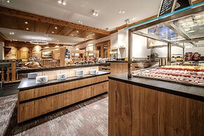 Golf- & Sporthotel Hof Maran