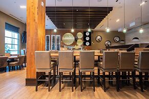 Sandman Signature Edmonton South Hotel