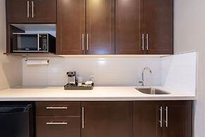 Sandman Signature Edmonton South Hotel