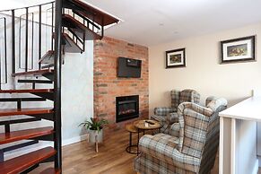 Broom Hall Inn