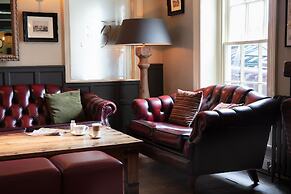 Broom Hall Inn