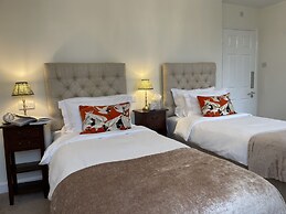 Edgcott House