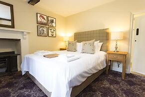 George Hotel