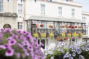 George Hotel
