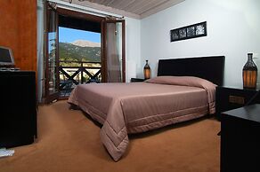 Boutique Hotel Skamnos