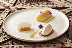 Katikies Santorini - The Leading Hotels Of The World