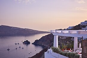 Katikies Santorini - The Leading Hotels Of The World