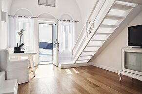 Katikies Santorini - The Leading Hotels Of The World