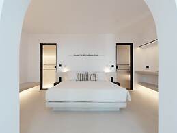 Katikies Santorini - The Leading Hotels Of The World