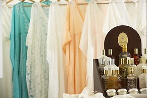 Katikies Santorini - The Leading Hotels Of The World