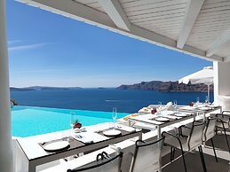 Katikies Santorini - The Leading Hotels Of The World