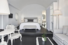 Katikies Santorini - The Leading Hotels Of The World