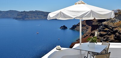 Katikies Santorini - The Leading Hotels Of The World