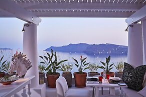Katikies Santorini - The Leading Hotels Of The World