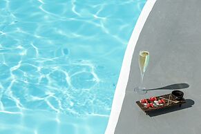 Katikies Santorini - The Leading Hotels Of The World