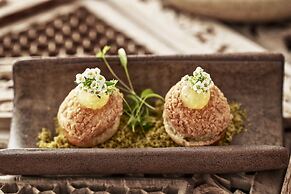 Katikies Santorini - The Leading Hotels Of The World