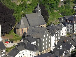 Hotel Restaurant Graf Rolshausen