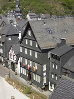 Hotel Restaurant Graf Rolshausen