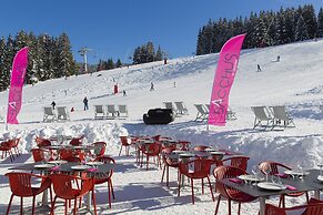 Chalet Hotel Crychar