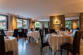 Chalet Hôtel Hermitage - Hotel Chalet de Tradition