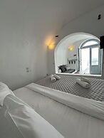 Ilioperato Traditional Apartments