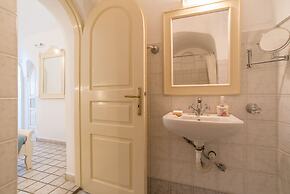 Ilioperato Traditional Apartments