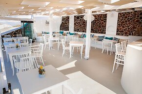 Ilioperato Traditional Apartments